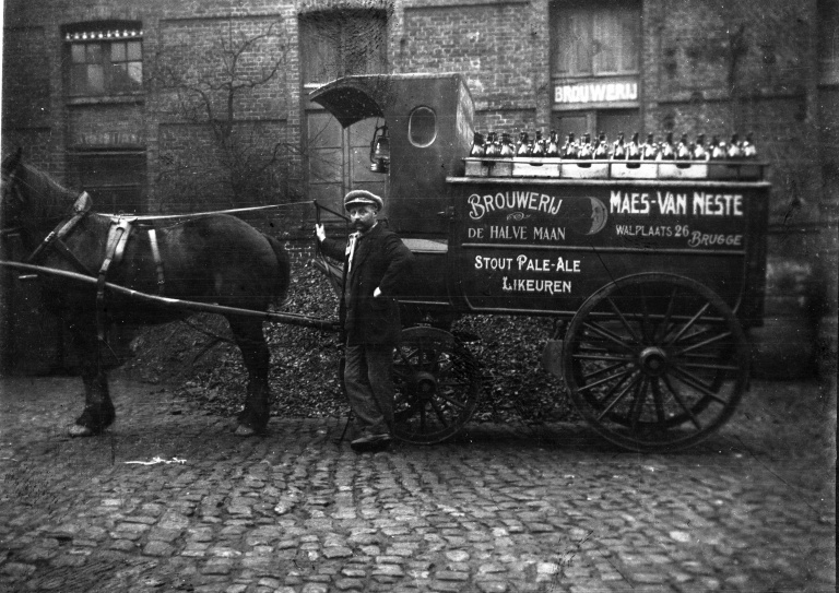 Horse and cart Brewery De Halve Maan